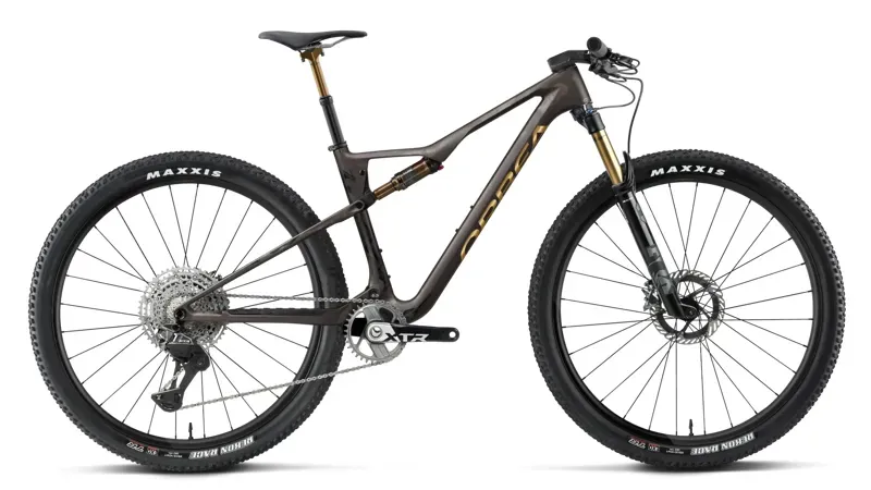 Orbea Oiz M-Team Factory Carbon in Titan Gold